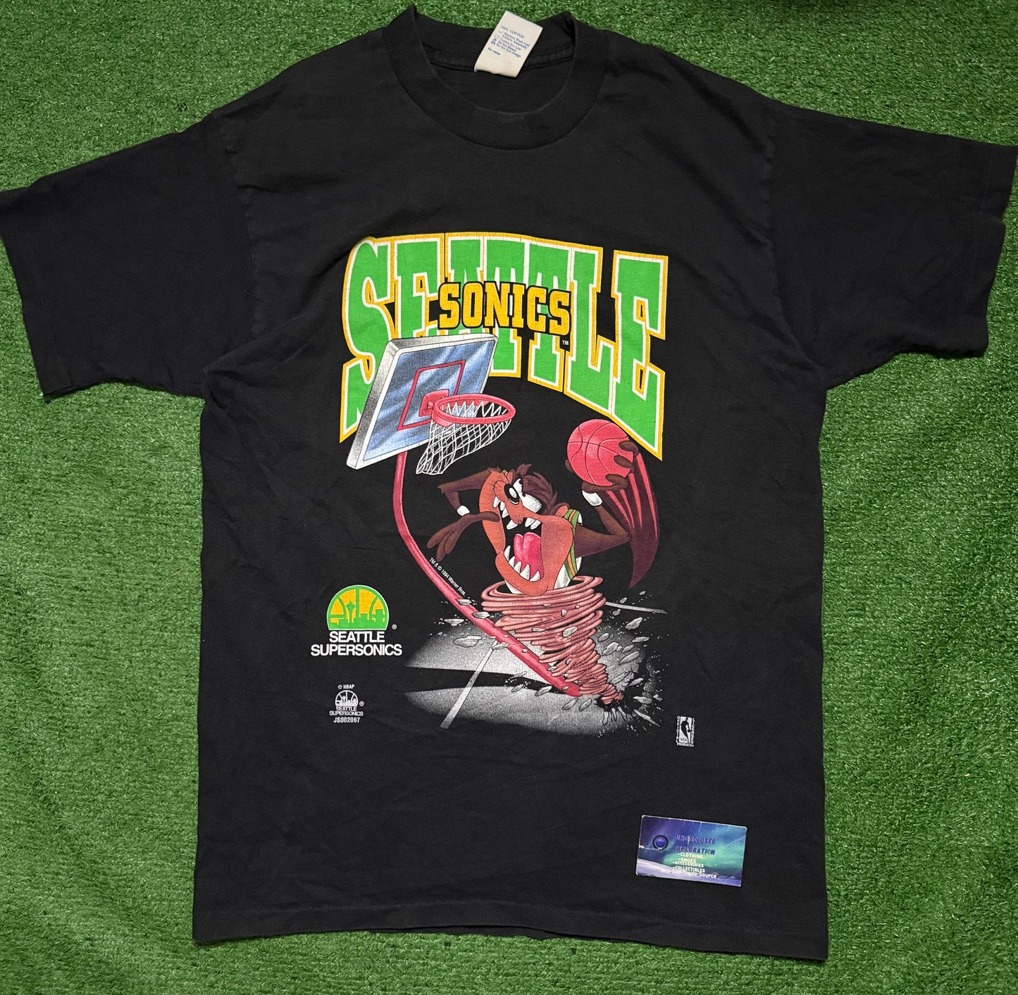 Vintage Seattle SuperSonics Looney Tunes Taz Shirt