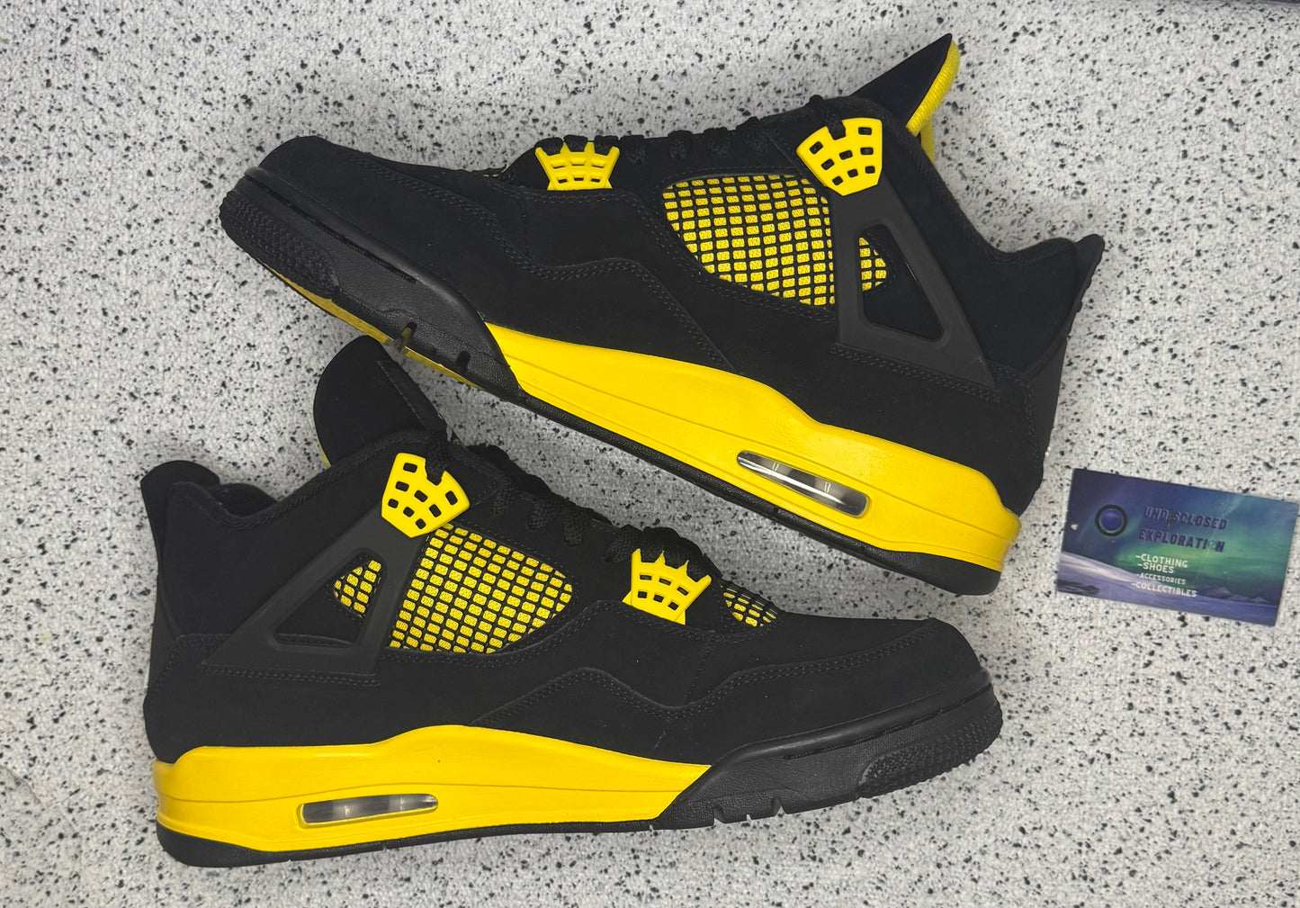 Jordan 4 Thunder 11.5 Men/13 Women “Preowned”