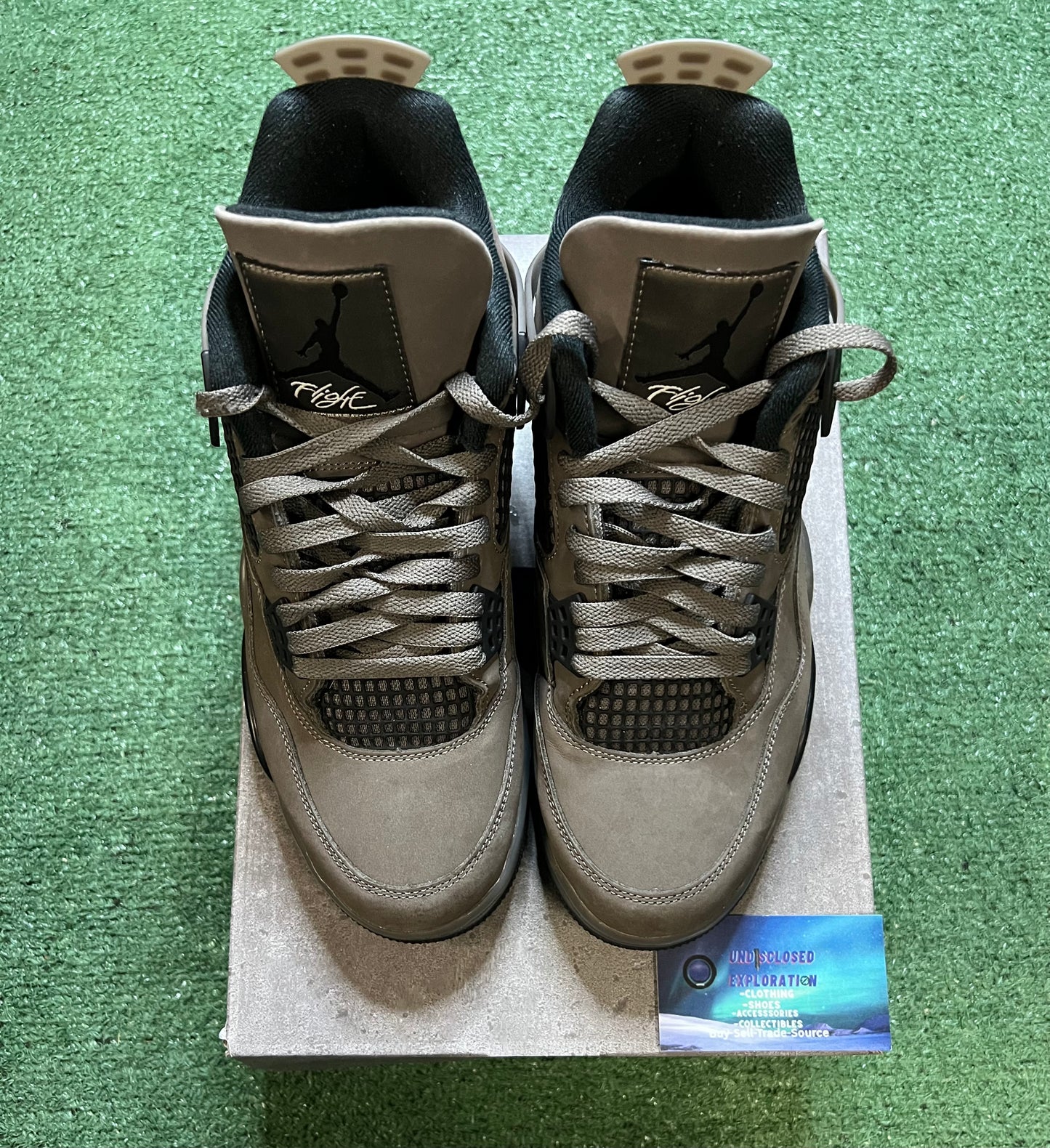 Jordan 4 cave stone size 10.5men/12women