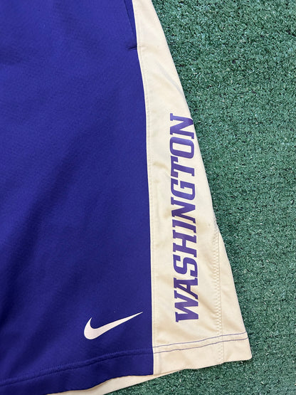 Nike UW University of Washington shorts