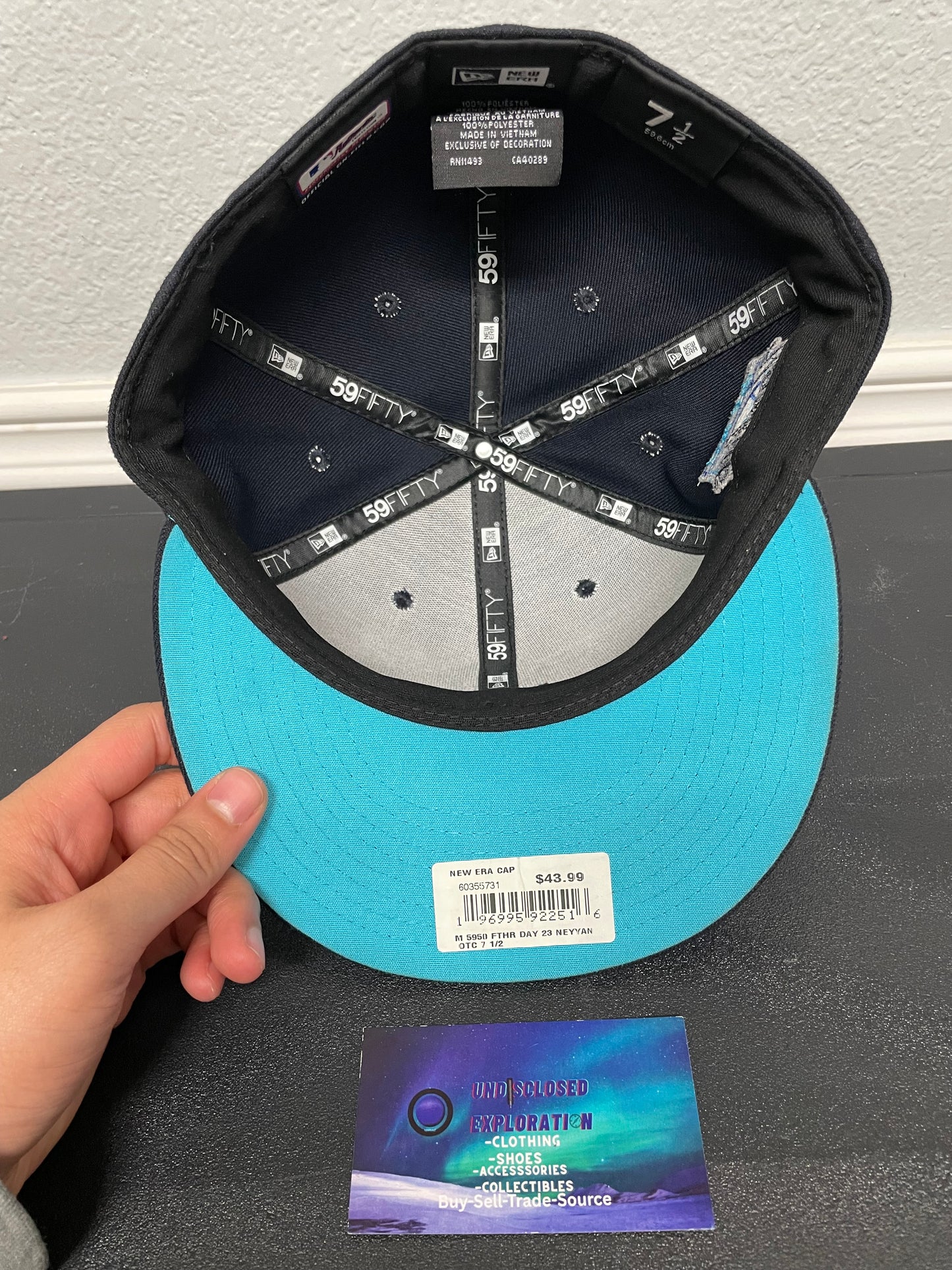 New York Yankees black and blue  new era fitted hat