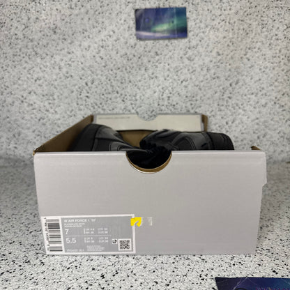 Nike Air Force 1 Patent Black