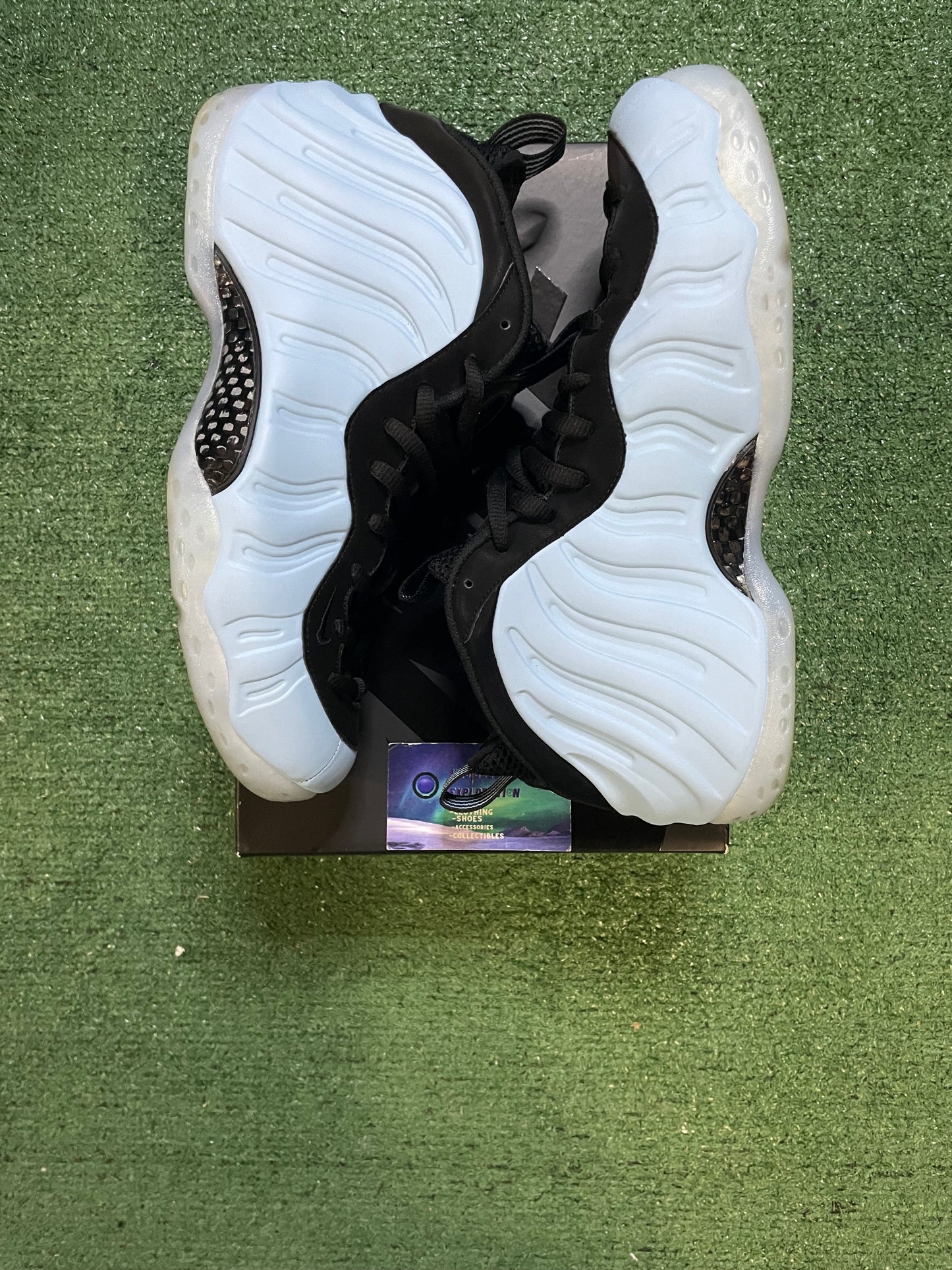 Nike Air Foamposite One psychic blue size 10.5men/12women