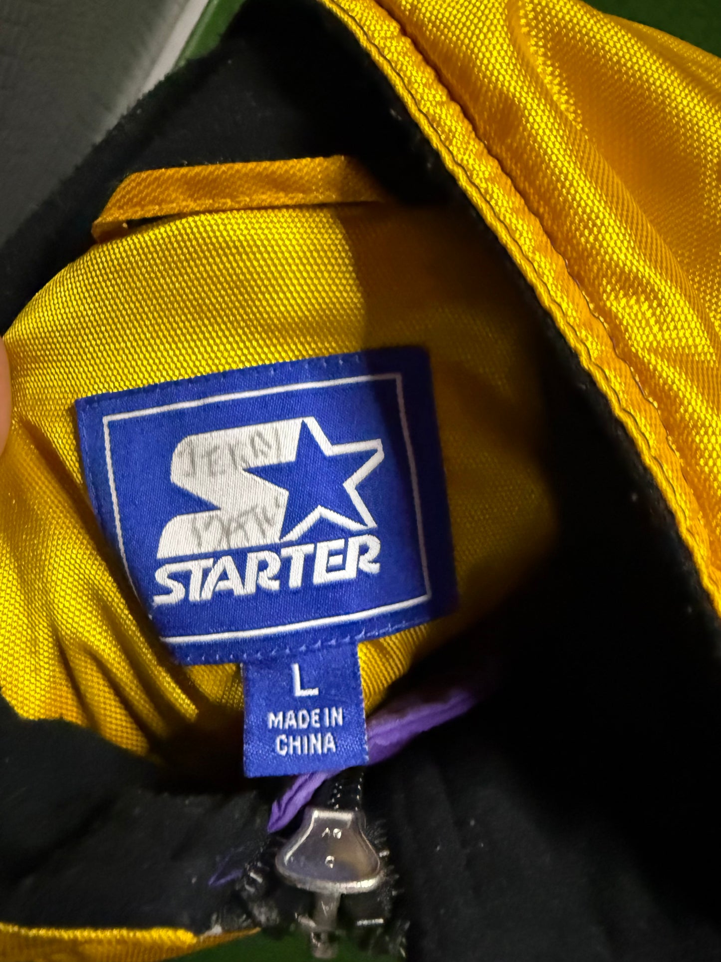 Vintage Washington Huskies Jacket