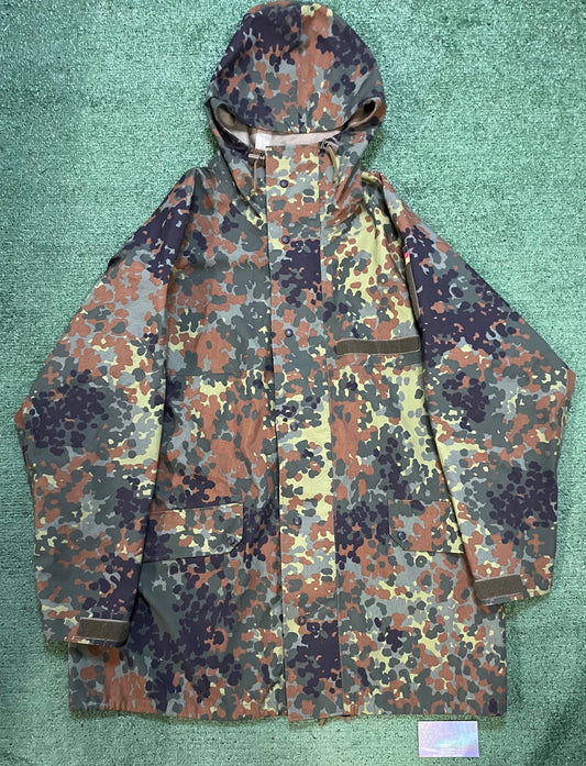 Vintage 90s German Bundeswehr Army GoreTex Flecktarn Rain Jacket