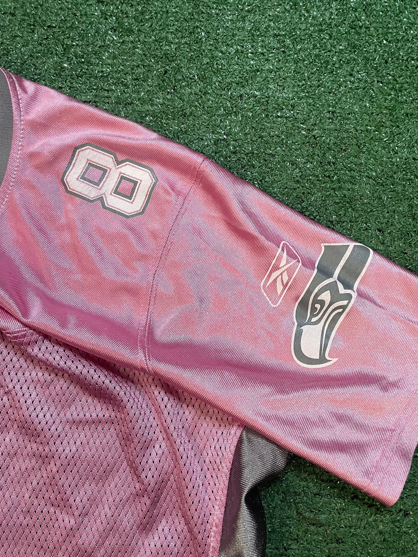 Vintage 2000s Seattle Seahawks pink and grey Matt Hasselbeck #8 Reebok jersey