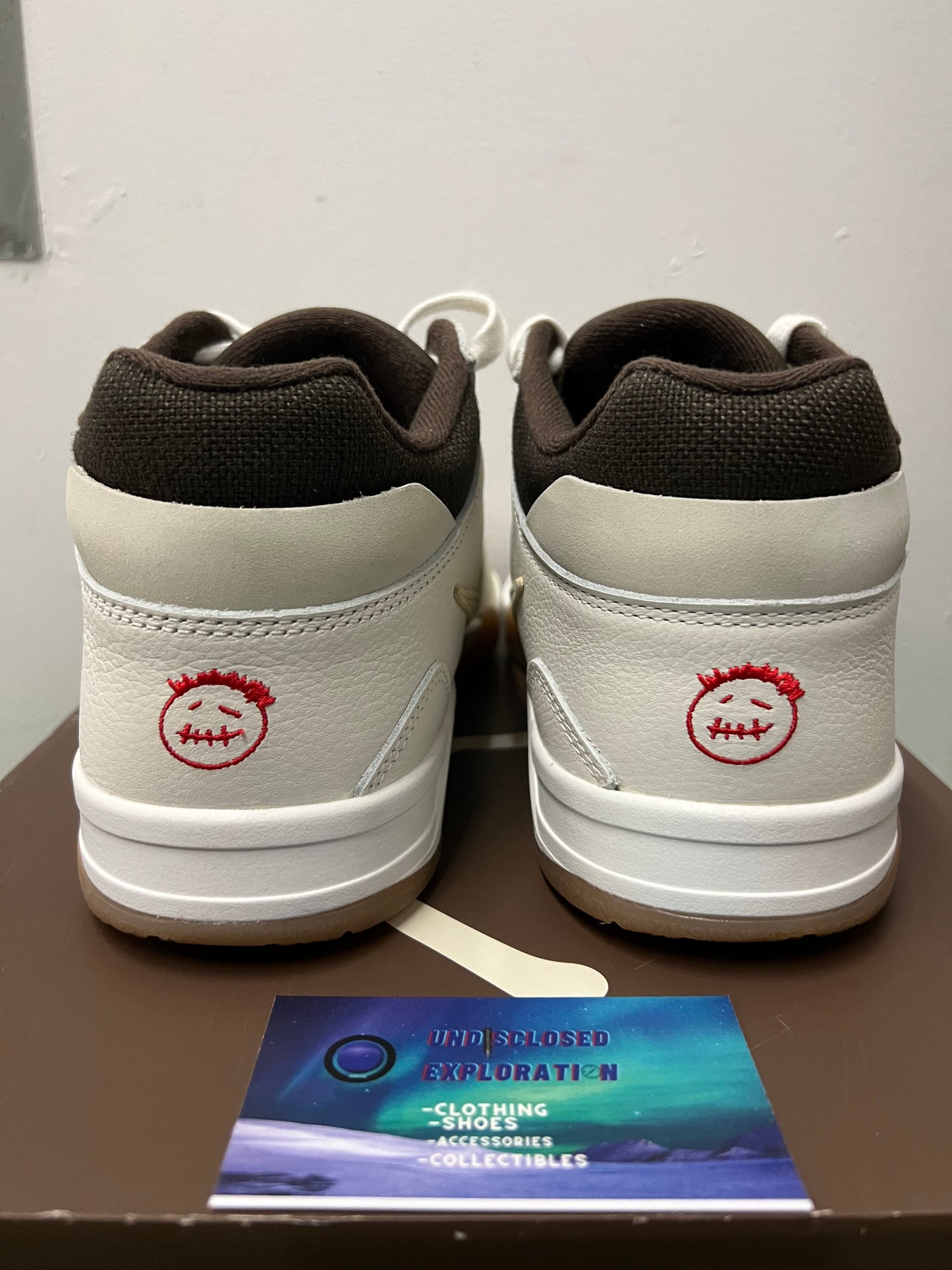 Travis Scott jumpman jack trainer sail size 12men/13.5women
