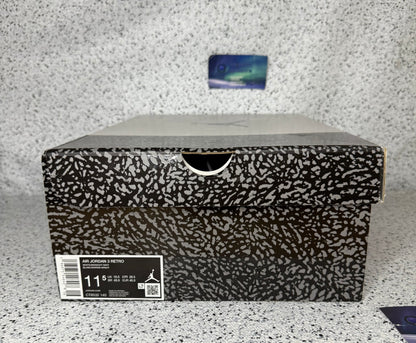 Jordan 3 Midnight Navy 11.5 Men/13 Women “Preowned”