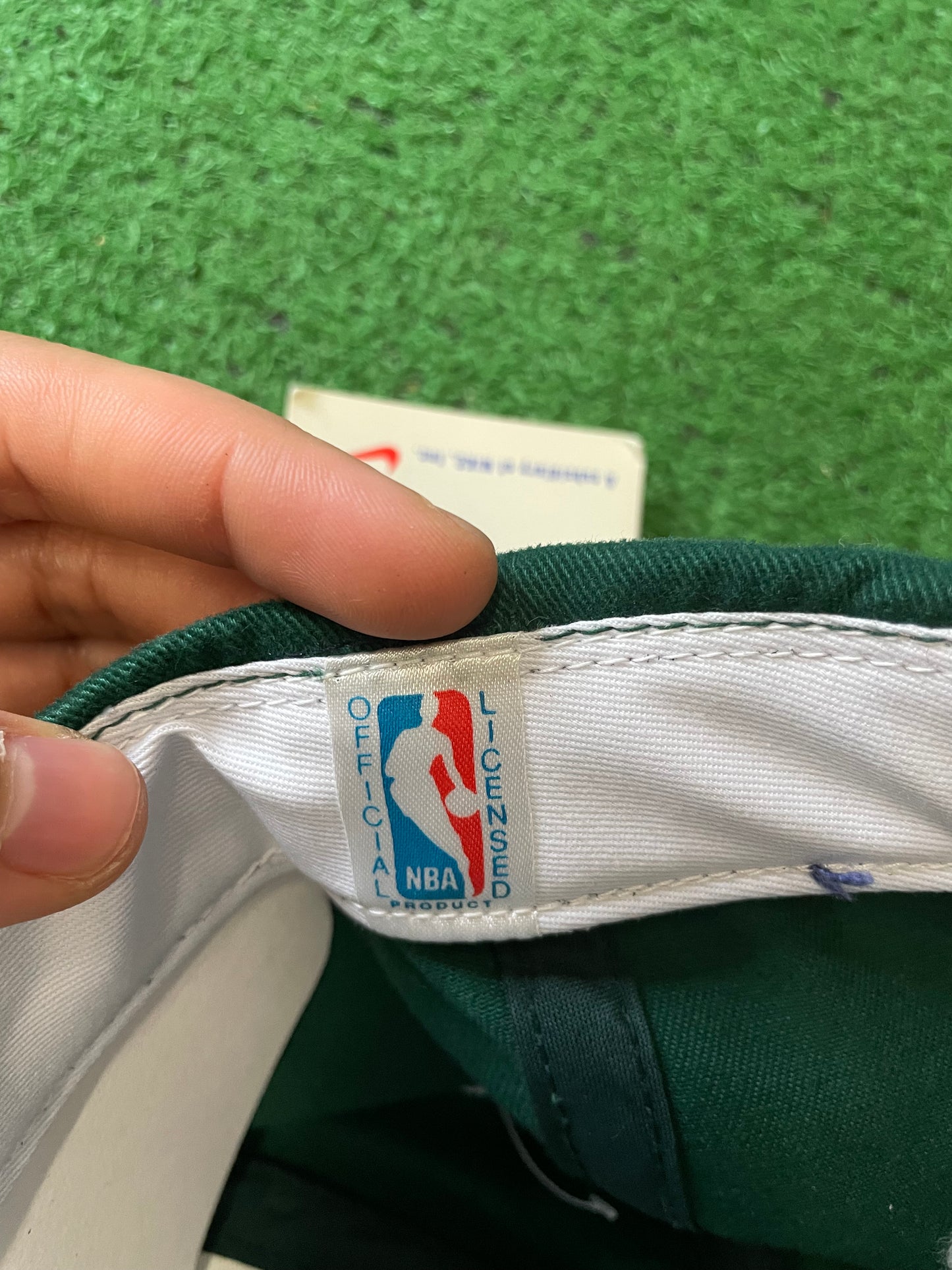 Vintage 1990s Seattle Sonics sport specialties hat