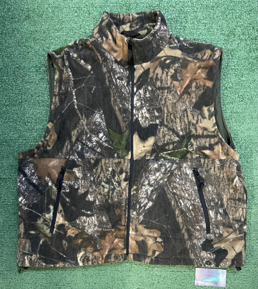 Vintage Cabela’s zipup camo vest