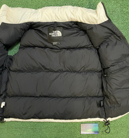 The North Face Nuptse 700 white vest