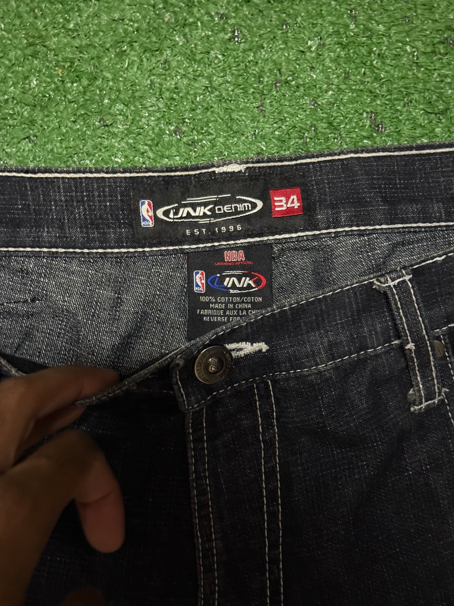 Vintage NBA Philadelphia 76ers Jeans