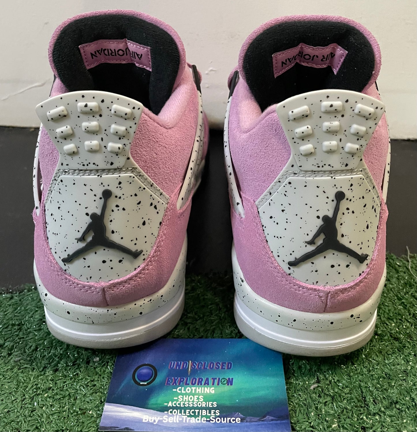 Air Jordan 4 orchid size 10.5men/12women