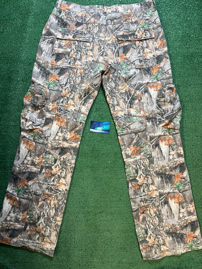 Gv Gallery raspberry hills camo cargo pants