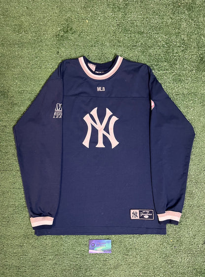 Vintage 1990s New York yankee MLB  pullover