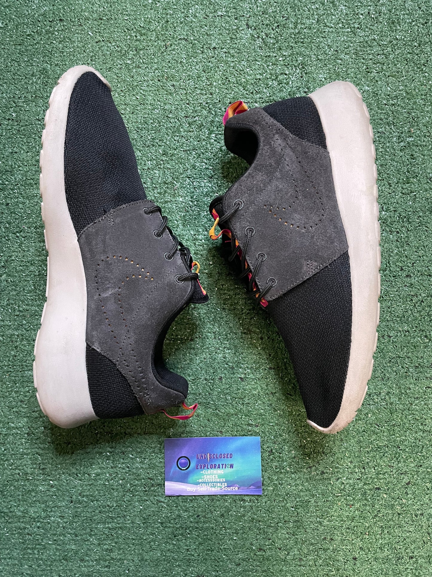 Nike Roshe Run dark charcoal size 9.5men/11women