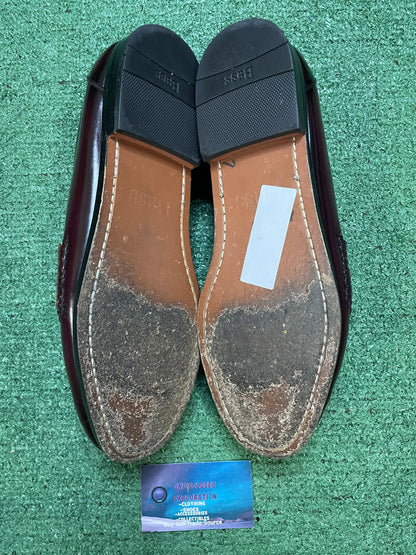 classic burgundy leather tassel loafers G.H. Bass & Co size 11men/12.5women