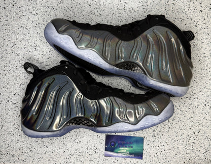 Nike Foamposite Hologram