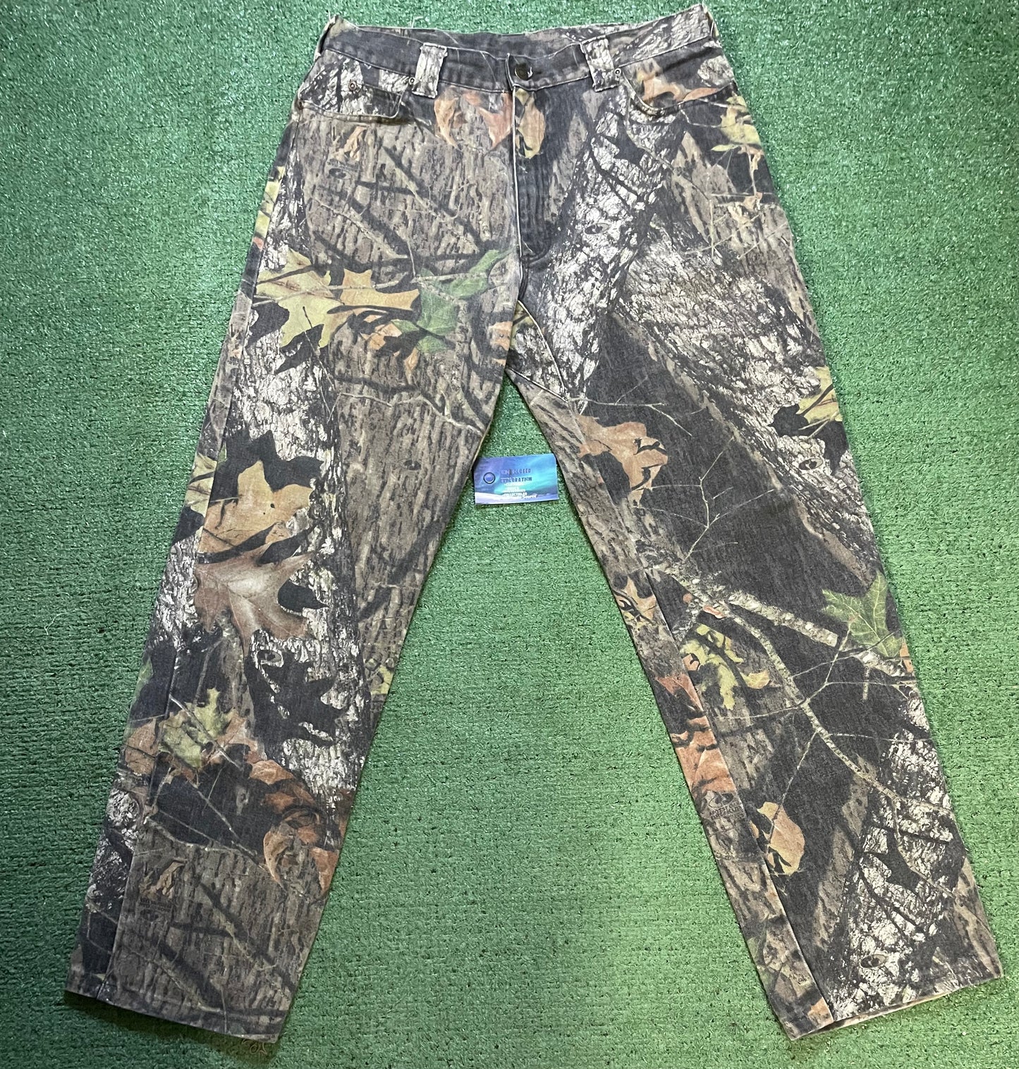 Camo leaf pants