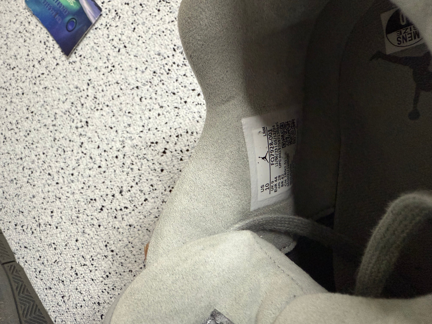 Jordan 4 Wet Cement 10 Men/11.5 Women “Preowned”