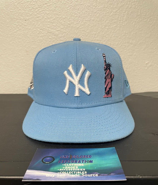 New York Yankees Statue of Liberty light fitted hat