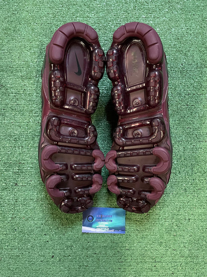 Nike vapormax plus night maroon size 14men/15.5women