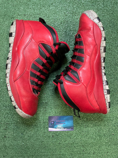 Jordan 13 bulls over broadway size 13men/14.5women