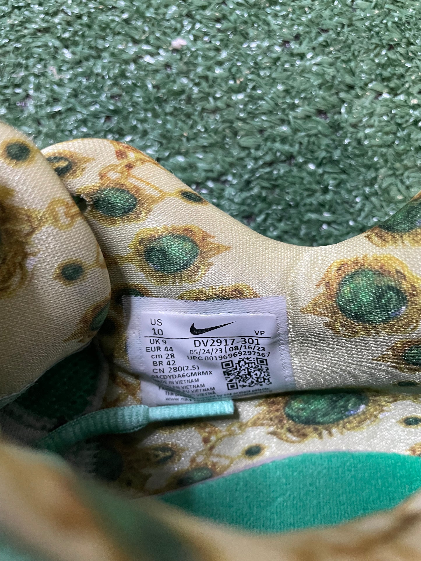 Nike KD 16 Wanda mint size 10men/11.5women