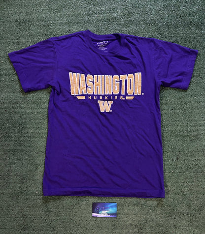 University of Washington UW huskies embroidered tee