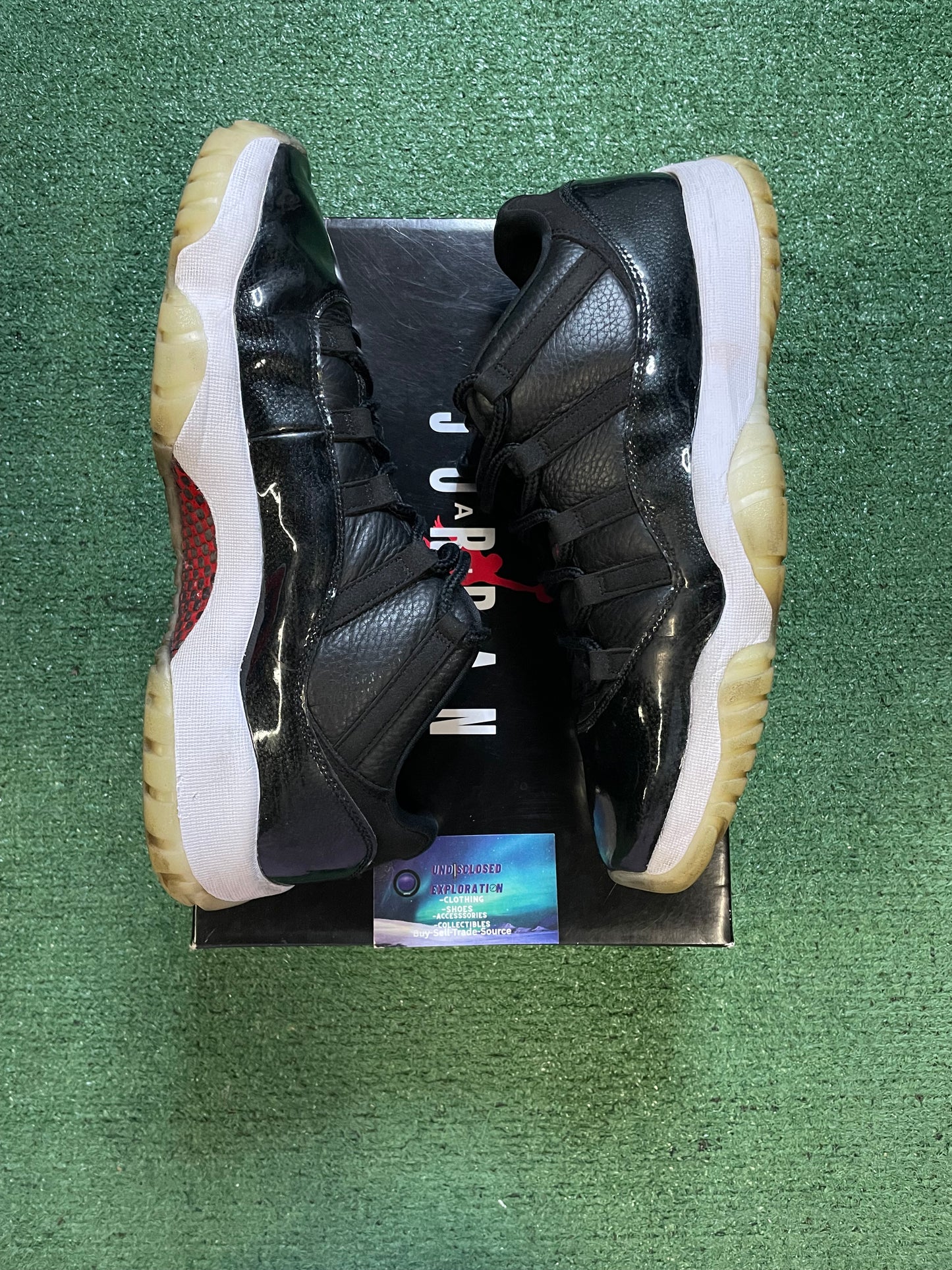 Air Jordan 11 low 72-10 size 13men/14.5women
