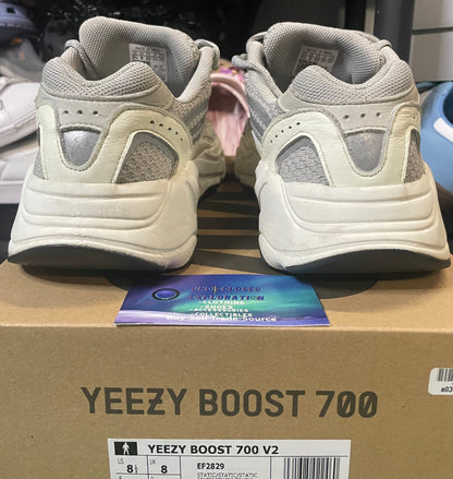 Yeezy Boost 700 v2 static size 8.5men/10women