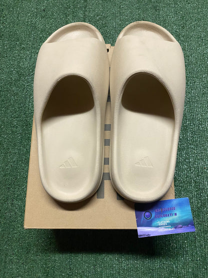 Adidas Yeezy Slide “Bone” size 13men/14.5women