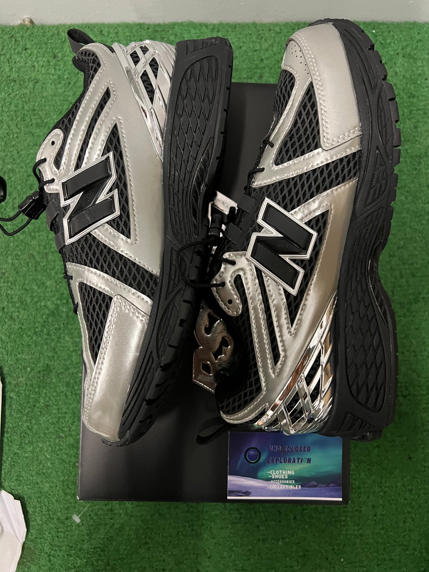 New balance 1906r x The basement night chrome