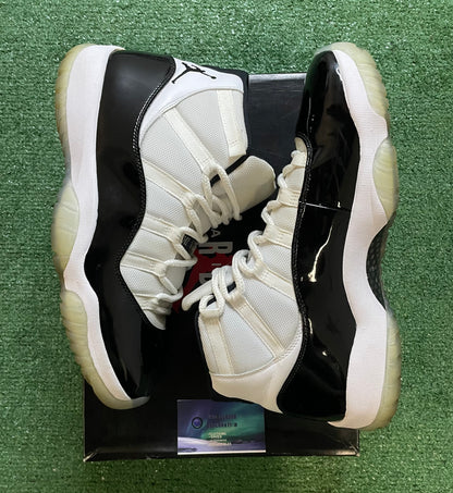 Air Jordan 11 concord size 11men/12.5women