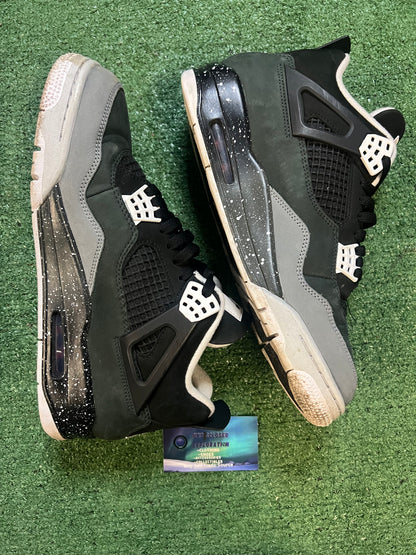 Jordan 4 fear 2024 size 10.5men/12women