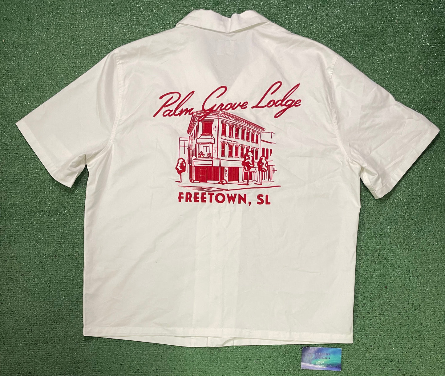 Palm grove lodge white button up