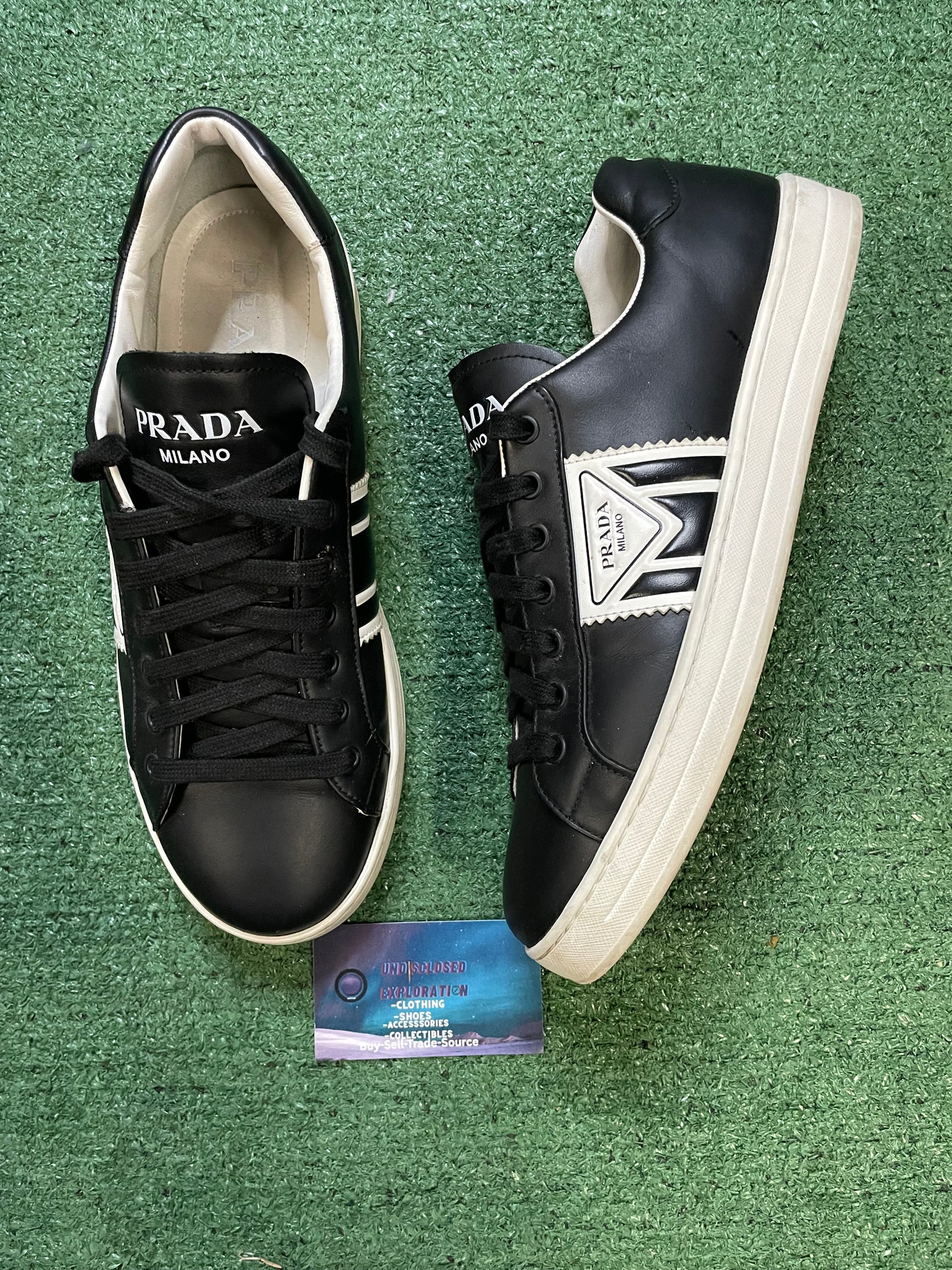 Prada downtown black and white size 9.5men/11women