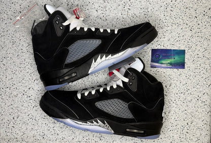 Jordan 5 Black Metallic