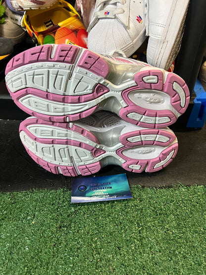 ASICS 1130  white silver pink