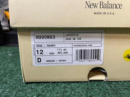 New Balance 990v3 Teddy Santis green & tan size 12men/13.5women