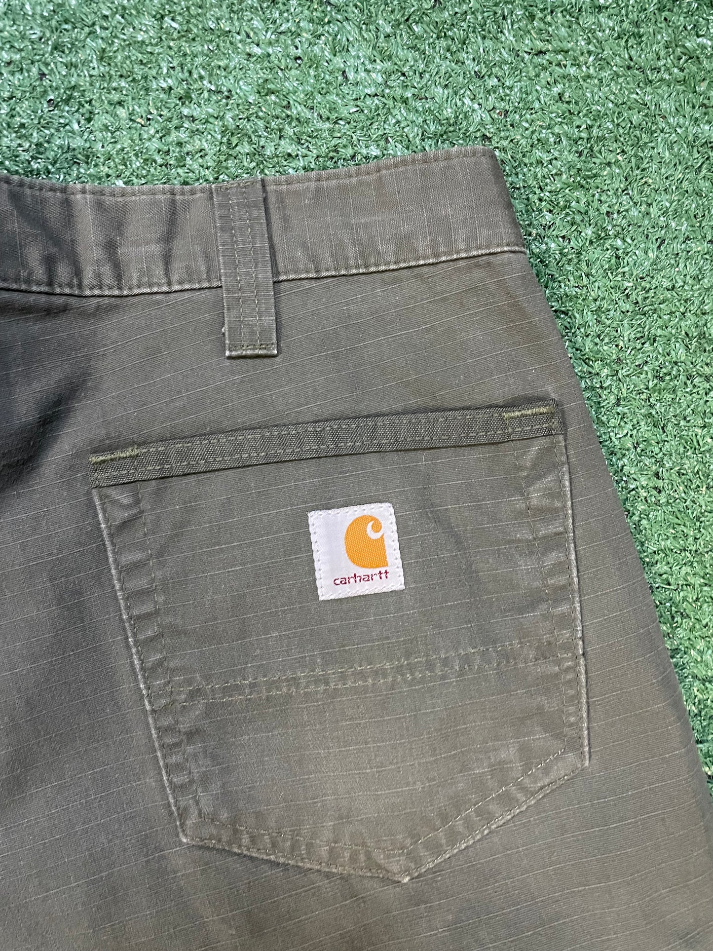 Carhartt olive cargo pants