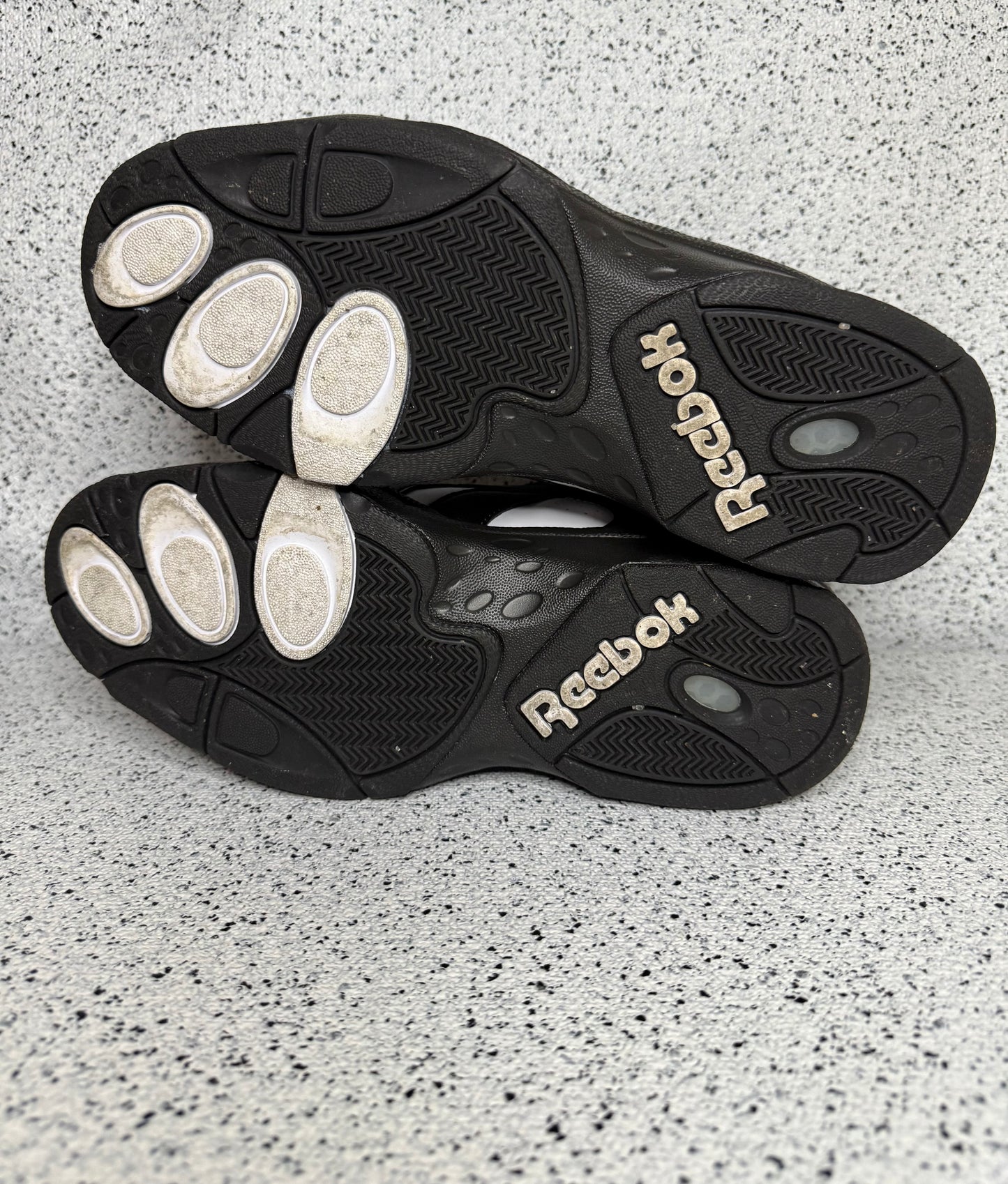 Reebok Above The Rim Pump Black White 10.5 Men/12 Women “Preowned”