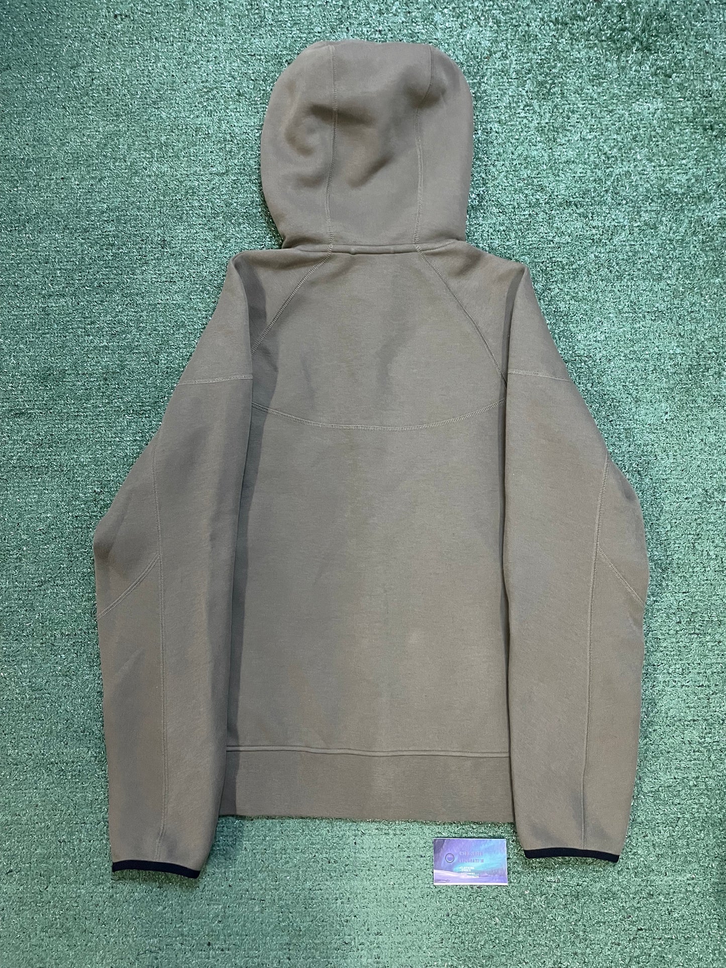 Nike Tech medium olive sweatsuit