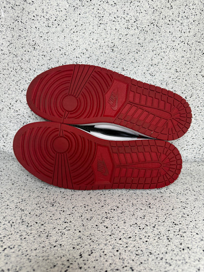 Jordan 1 Low Black Toe 10 Men/11.5 Women “Preowned”