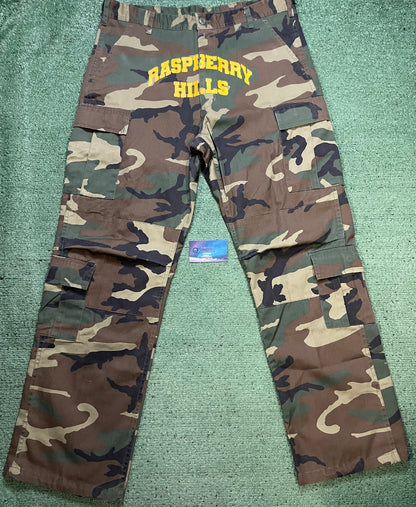 GV Gallery Raspberry Hills camo cargo pants