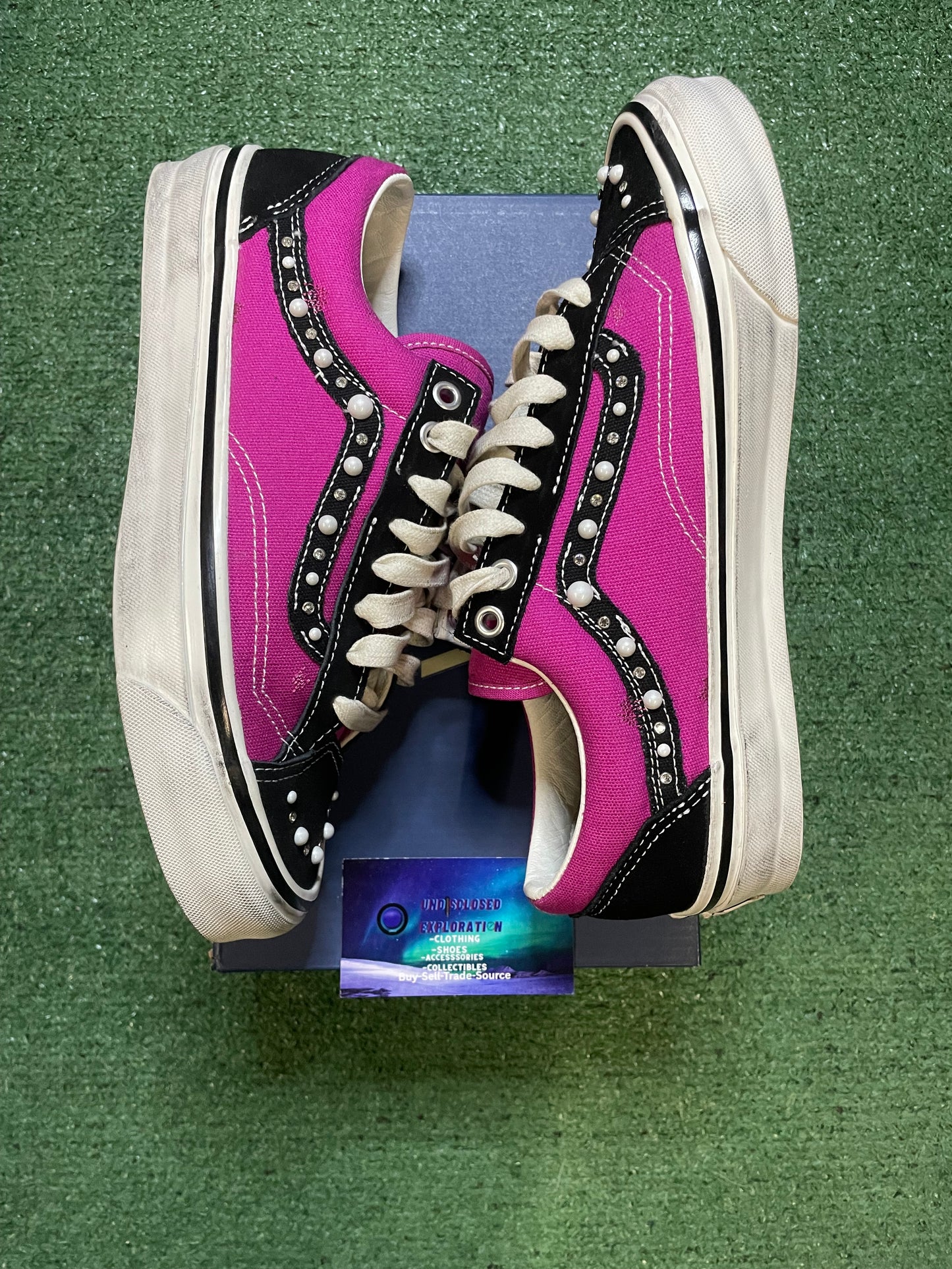 Vans Pearlized pack fuchsia red size 8men/9.5women