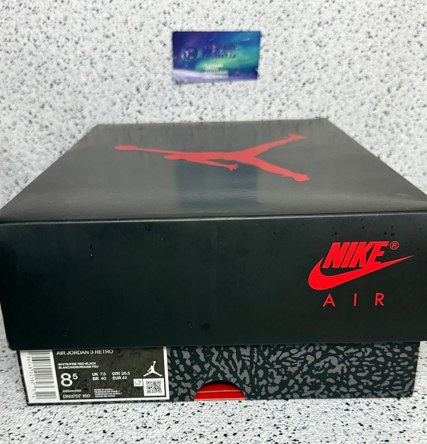 Jordan 3 Fire Red 8.5 Men/10 Women “Preowned”
