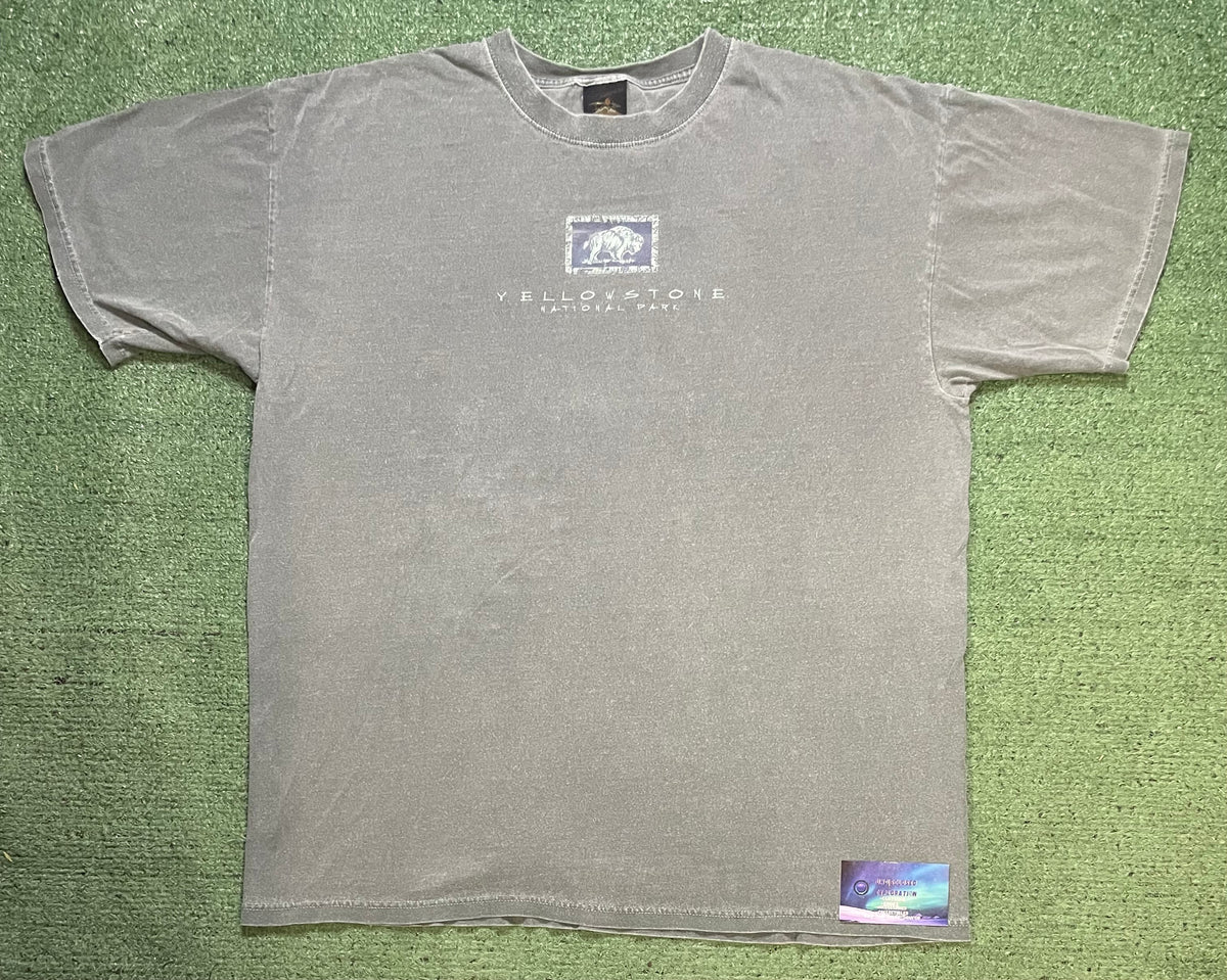 Vintage Yellowstone National Park tee