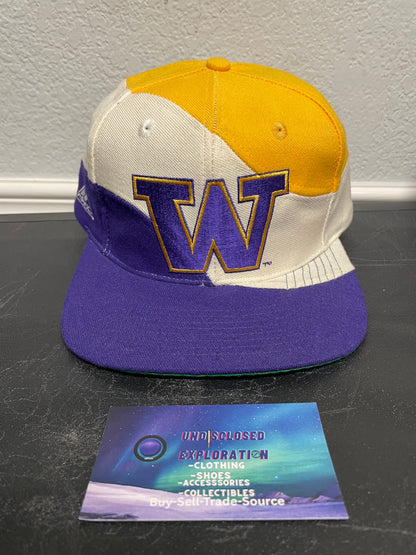 Vintage 1990s University of Washington Huskies Swirl apex one hat