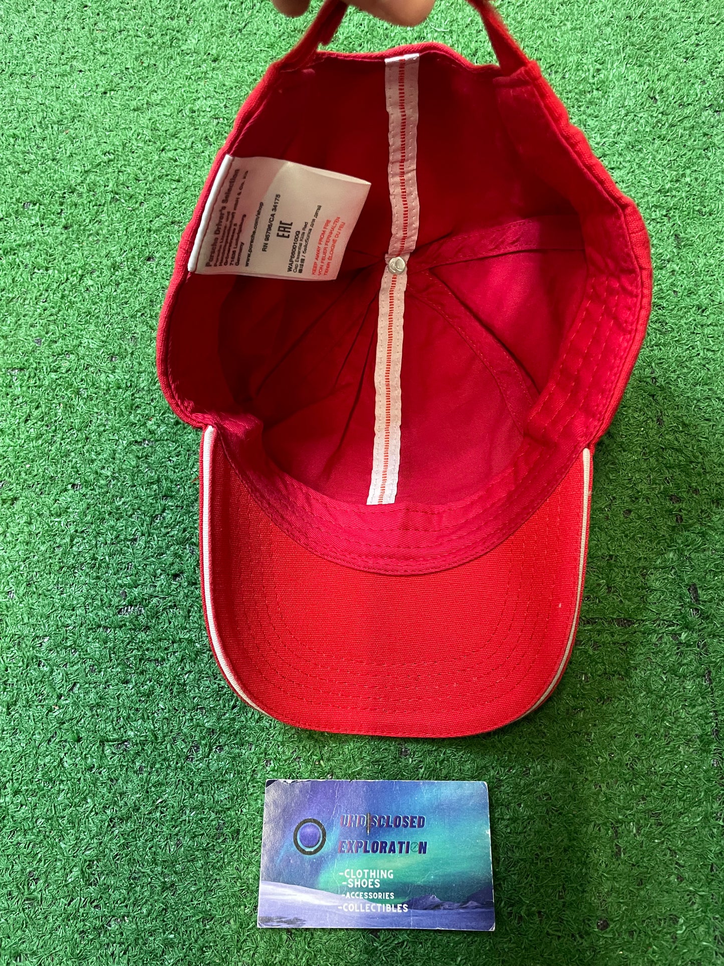 Vintage Porsche 911 Turbo red hat